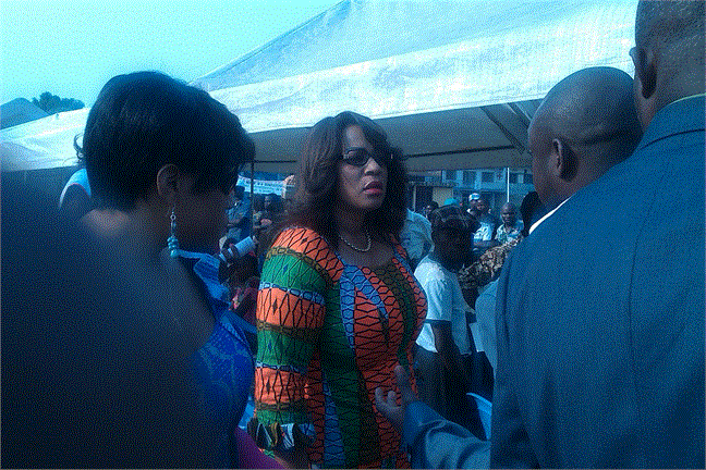 visite-des-stands.gif